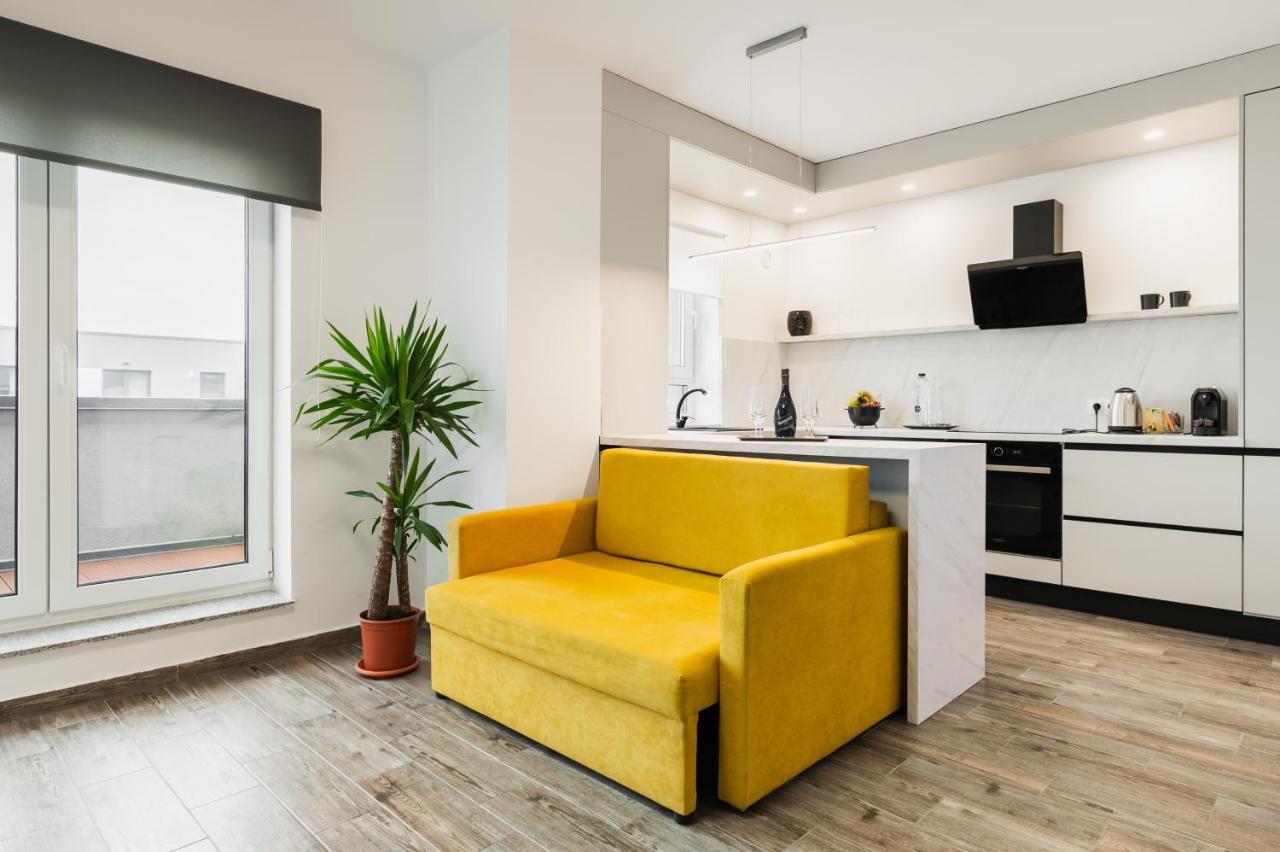 Skylark - Zurich Studio With Terrace & Mountain View Braşov Dış mekan fotoğraf